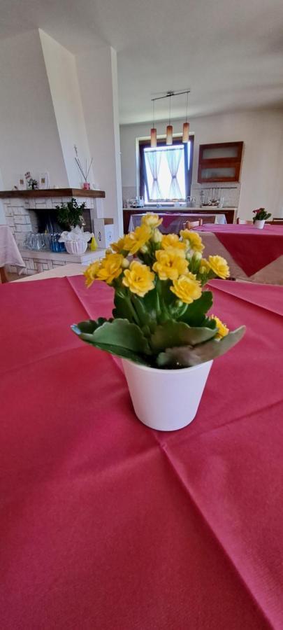 B & B Le Tre Rose Tollo Экстерьер фото