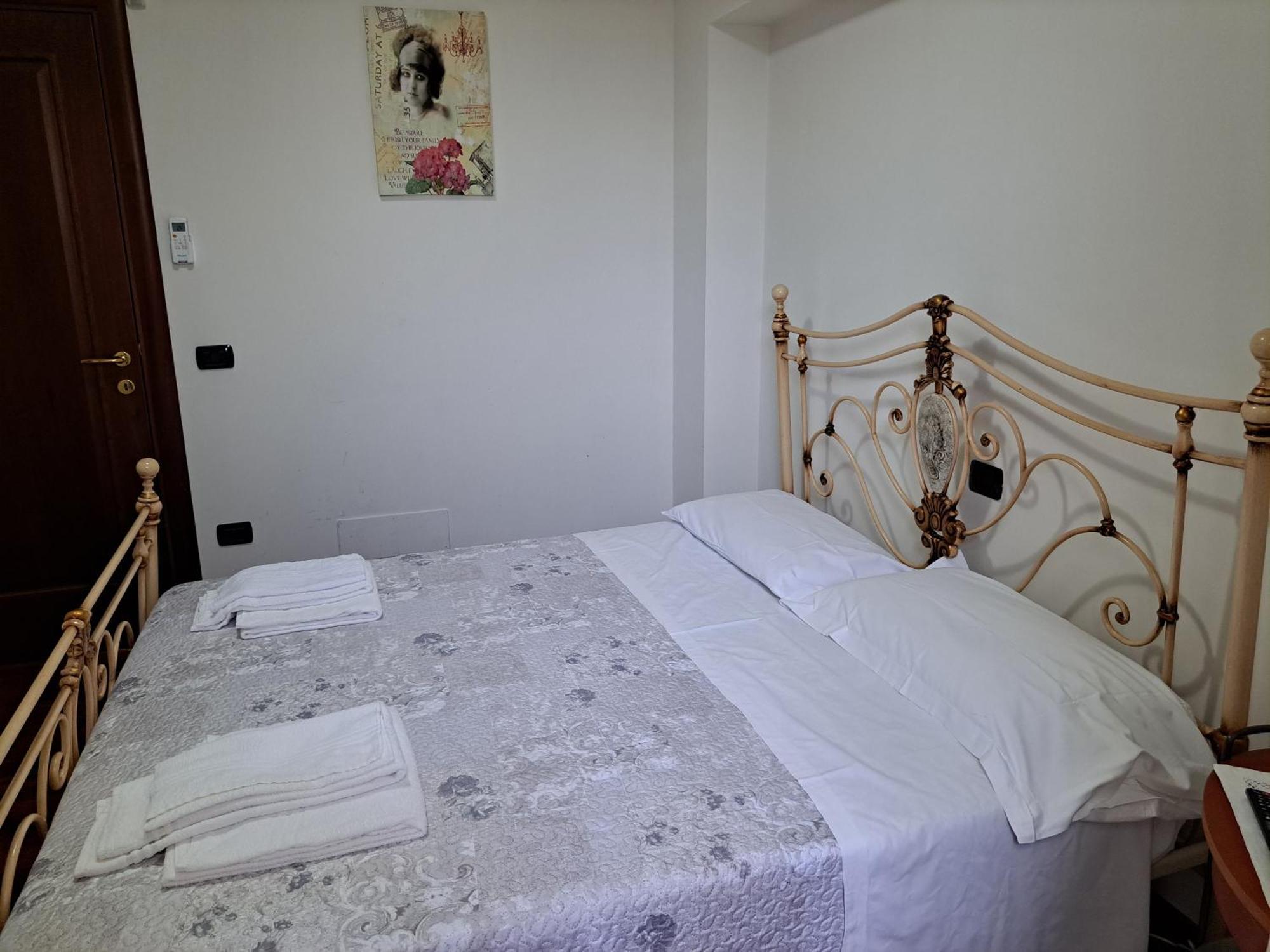 B & B Le Tre Rose Tollo Экстерьер фото