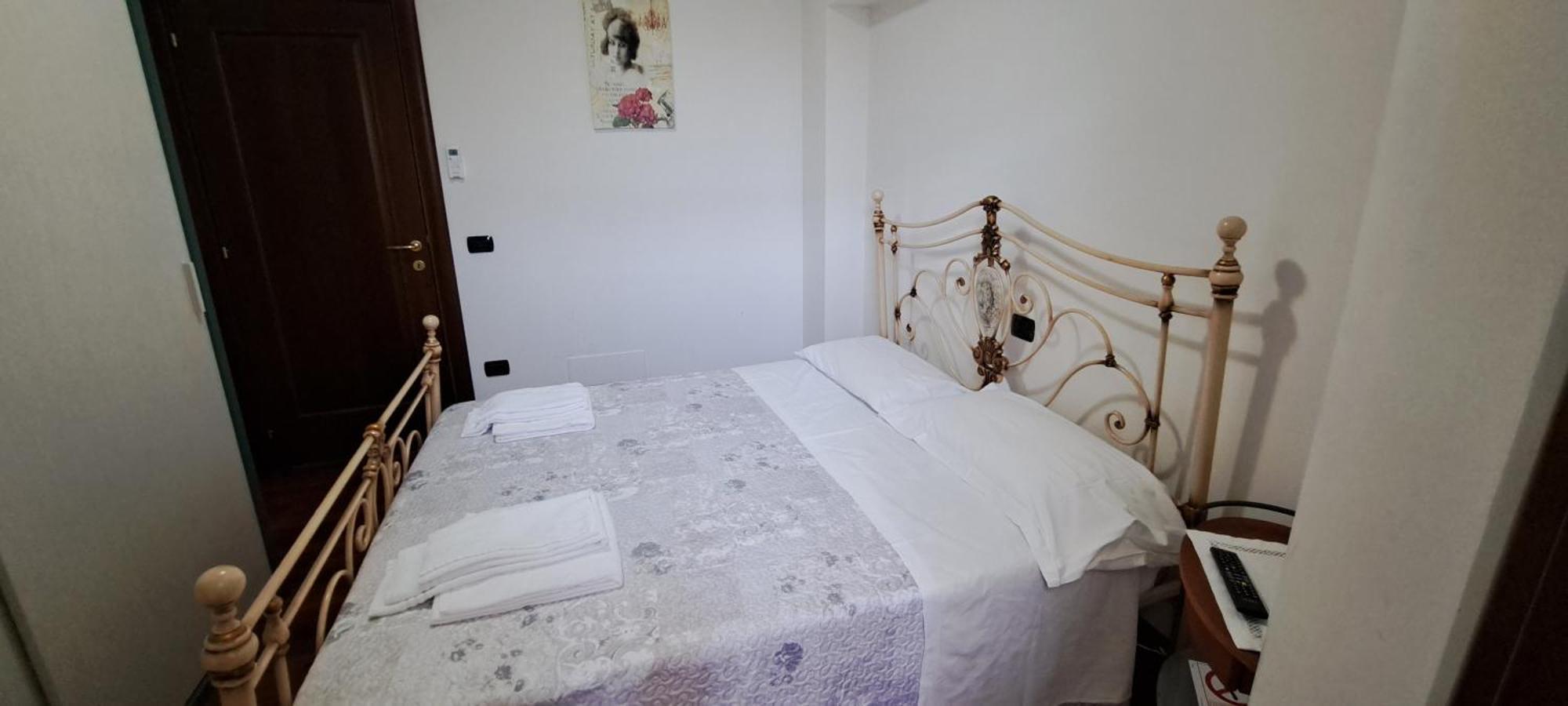B & B Le Tre Rose Tollo Экстерьер фото